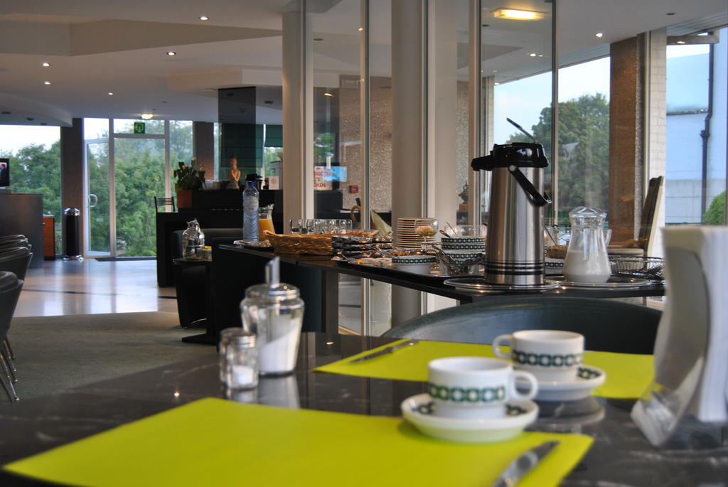 Greenpark Hotel Sint-Pieters-Leeuw Ngoại thất bức ảnh