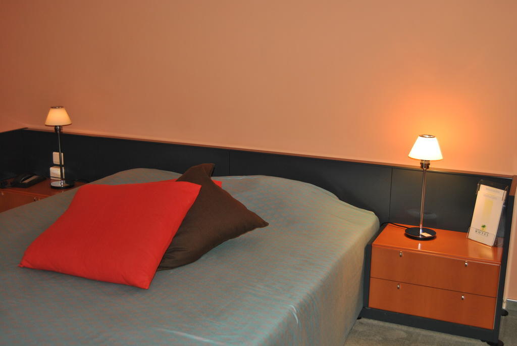 Greenpark Hotel Sint-Pieters-Leeuw Phòng bức ảnh