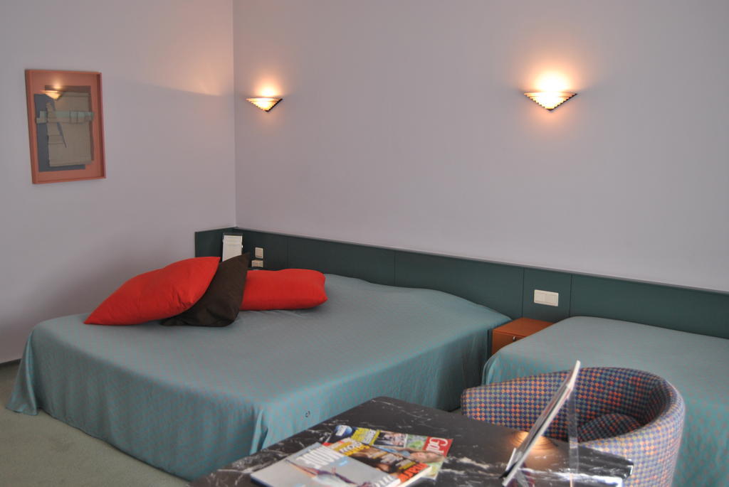 Greenpark Hotel Sint-Pieters-Leeuw Phòng bức ảnh